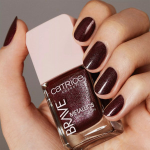 Lac de unghii brave metallics love you cherry much 04 catrice thumb 4 - 1001cosmetice.ro