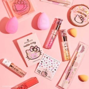 [Lipgloss glowing hello kitty 02 sweeter days ahead essence, 5 ml - 1001cosmetice.ro] [8]