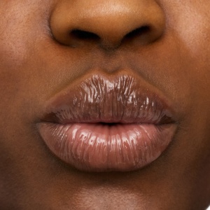 [Luciu de buze hydra kiss lip oil classy glassy 07 essence, 4 ml - 1001cosmetice.ro] [4]