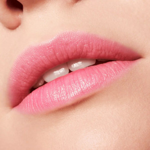 Ruj care își schimbă culoarea meta glow colour changing lipstick essence thumb 3 - 1001cosmetice.ro