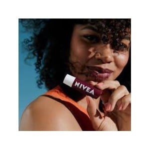 [Balsam de buze blackberry shine, nivea, 4.8 g - 1001cosmetice.ro] [3]