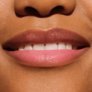 [Balsam de buze ph reacting, glam in gold 010 catrice, 3.5 g + gratuit luciu de buze chili bomb shiny lipgloss essence - 1001cosmetice.ro] [7]