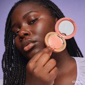 [Blush cu particule strălucitoare, disney alice in wonderland, catrice, c01 curious glow, catrice, 5.6 g - 1001cosmetice.ro] [2]