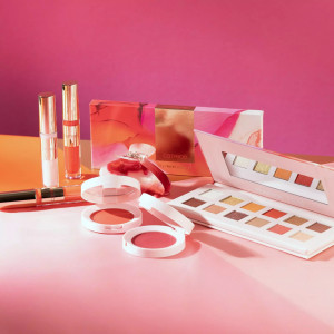 Luciu de buze plumping lipgloss in love with myself c03 catrice thumb 3 - 1001cosmetice.ro