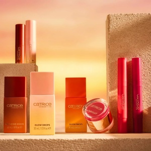 [Luciu de buze racoritor, midnight sun lip glow dancing into midnight c02, catrice, - 1001cosmetice.ro] [3]