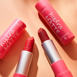 Ruj hydra matte, coral competence 407, essence thumb 8 - 1001cosmetice.ro