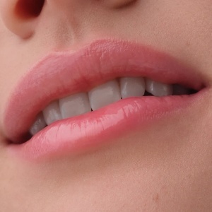 [Balsam-ulei de buze cu efect ph bare glow 010 cool pink, catrice, 3 g - 1001cosmetice.ro] [4]