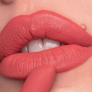 Catrice vegan collagen matt lipstick ruj de buze be wild 100 thumb 3 - 1001cosmetice.ro