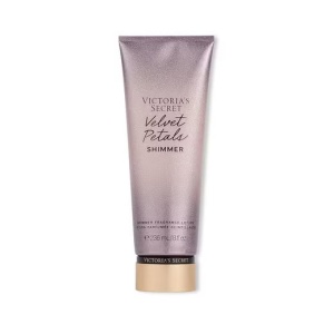 Crema de corp cu sclipici, Velvet petals shimmer, Victoria's Secret, 236 ml