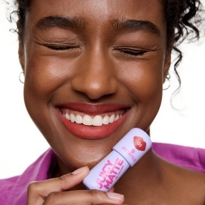 [Lip mousse juicy matte - 01 maple rouge, essence, 2,7 ml - 1001cosmetice.ro] [4]