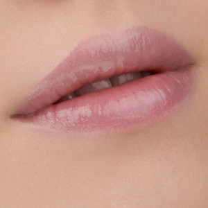 Lipgloss what the fake! extreme plumping lip filler, ice ice baby! 02, essence thumb 10 - 1001cosmetice.ro