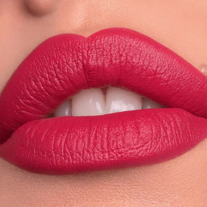 Catrice vegan collagen matt lipstick ruj de buze be seductive 070 thumb 3 - 1001cosmetice.ro