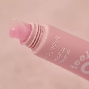[Lipgloss cu peptide feelin’ comfy strawberry self-love 01 essence - 1001cosmetice.ro] [4]
