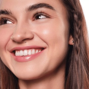 [Luciu de buze hydra kiss lip oil cookie sparkle 09 essence, 4 ml - 1001cosmetice.ro] [9]