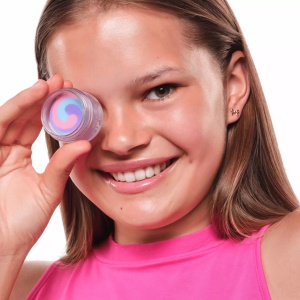 [Masca de buze in trei culori lip swirl caring mask 8 g essence, 10 ml - 1001cosmetice.ro] [7]