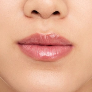 [Tratament pentru buze the super peptide glossy lip treatment toffeetastic! 03 essence, 10 ml - 1001cosmetice.ro] [10]