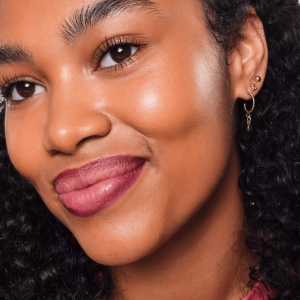 [Creion de buze 8h matte comfort lipliner burgundy bestie 19 essence - 1001cosmetice.ro] [4]