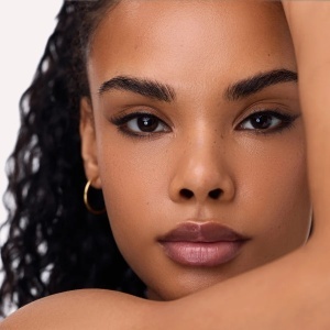 [Creion de ochi mat și rezistent la apă velvet glide, 010 black stone, catrice, 1,4 g - 1001cosmetice.ro] [6]