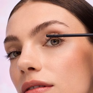 [Dizolvant pentru mascara wipe it off mascara remover drop glass cloud catrice, 7 ml  - 1001cosmetice.ro] [3]