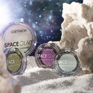 Fard pentru pleoape space glam chrome galaxy lights 030, catrice thumb 3 - 1001cosmetice.ro