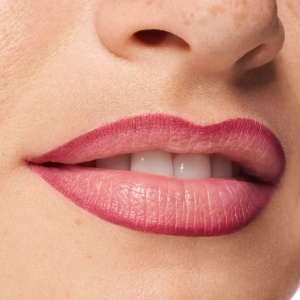 [Creion de buze 8h matte comfort lipliner burgundy bestie 19 essence - 1001cosmetice.ro] [5]