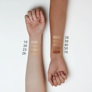 Essence camouflage waterproof healthy glow concealer light ivory 10 thumb 2 - 1001cosmetice.ro