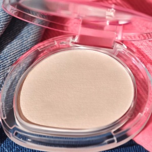 [Iluminator pentru ochi si fata the jeans club so dazzling denim 01, essence, 6.5 g - 1001cosmetice.ro] [3]
