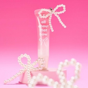 [Luciu de buze cu peptide, all about that bow, 01 - kiss 'n bow, essence, 13.5 ml - 1001cosmetice.ro] [2]
