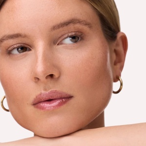 [Tratament pentru buze glaze guard spf 50, cherry lush 040 catrice, 10 ml - 1001cosmetice.ro] [8]