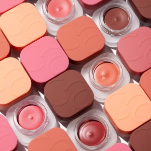[Fard de obraz velvet pudding blurring raspberry fudge 010 catrice - 1001cosmetice.ro] [5]