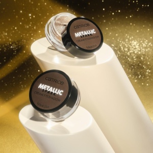 [Fard de pleoape cremos, metallic spark, diamond dust 020, catrice, 4 g - 1001cosmetice.ro] [11]