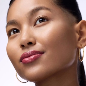 [Luciu de buze melt & plump call nine wine wine 040, catrice + gratis luciu de buze stralucitor juicy bomb party pretty pitaya 03 essence - 1001cosmetice.ro] [6]