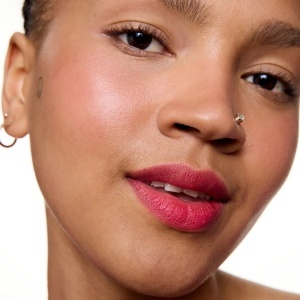 [Ruj lichid rezistent juicy tint - 04 · raspberry rush , essence, 3.5 ml - 1001cosmetice.ro] [9]