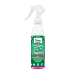 Spray pentru improspatarea hainelor, lenjeriilor si tesaturilor, White Musk Sweet Home, 250 ml