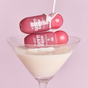 [Balsam de buze strălucitor milky glazed, berry au lait 04, essence 4 ml - 1001cosmetice.ro] [7]