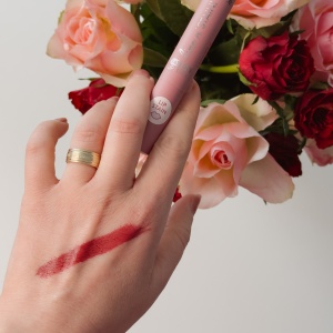 [Contur de buze lichid line n' stain! tattoo everyone's nude-pink 01 essence - 1001cosmetice.ro] [2]