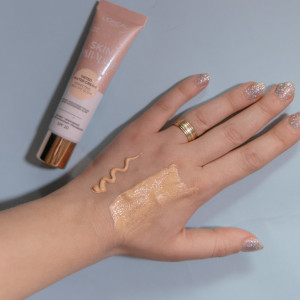 Loreal skin paradise tinted water cream crema hidratanta nuantatoare spf 20 light 01 thumb 3 - 1001cosmetice.ro