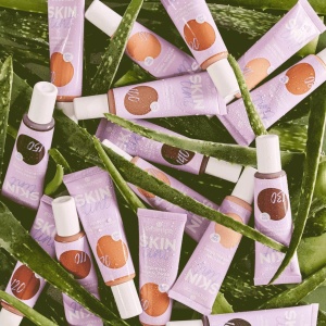 [Nuantator cu acoperire usoara pana la medie spf 30 nuanta 40 essence - 1001cosmetice.ro] [3]