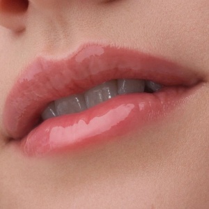 [Tratament pentru buze glaze guard spf 50 natural distance 020, catrice, 10 ml - 1001cosmetice.ro] [4]