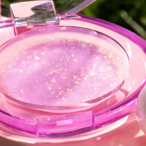 [Balsam de buze si obraji ce reactioneaza la ph glimmer in a bubble essence 2.4 g - 1001cosmetice.ro] [4]