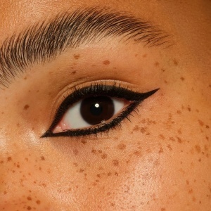 [Creion de ochi rezistent la apă lash princess party 01 deep black, essence, 0,3 g - 1001cosmetice.ro] [6]