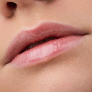 Max it up lip booster extrem luciu de buze pssst...im hot 020 catrice thumb 6 - 1001cosmetice.ro