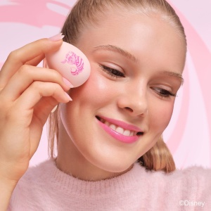 [Buretel de makeup colour-changing, disney alice in wonderland, essence - 1001cosmetice.ro] [2]