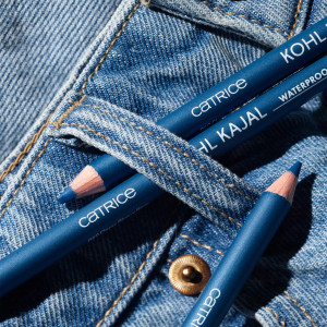 Creion dermatograf rezistent la apa kohl kajal classy blue-y navy 060 catrice thumb 7 - 1001cosmetice.ro