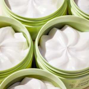 [Crema tip spuma parfumata de corp, pistachio cream delight, catrice, 200 g - 1001cosmetice.ro] [2]