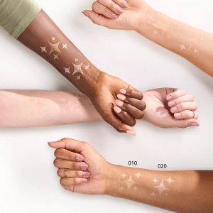 [Iluminator stick baby got glow highlighter stick golden aura 10 essence - 1001cosmetice.ro] [4]