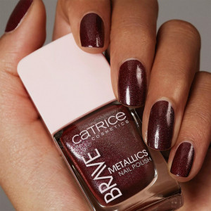 Lac de unghii brave metallics love you cherry much 04 catrice thumb 3 - 1001cosmetice.ro