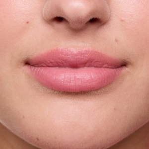 [Lip mousse juicy matte - 03 nude pink, essence, 2,7 ml - 1001cosmetice.ro] [3]