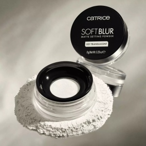 [Pudra pentru fixare mata soft blur mattifying powder translucent 001 catrice, 8g - 1001cosmetice.ro] [8]