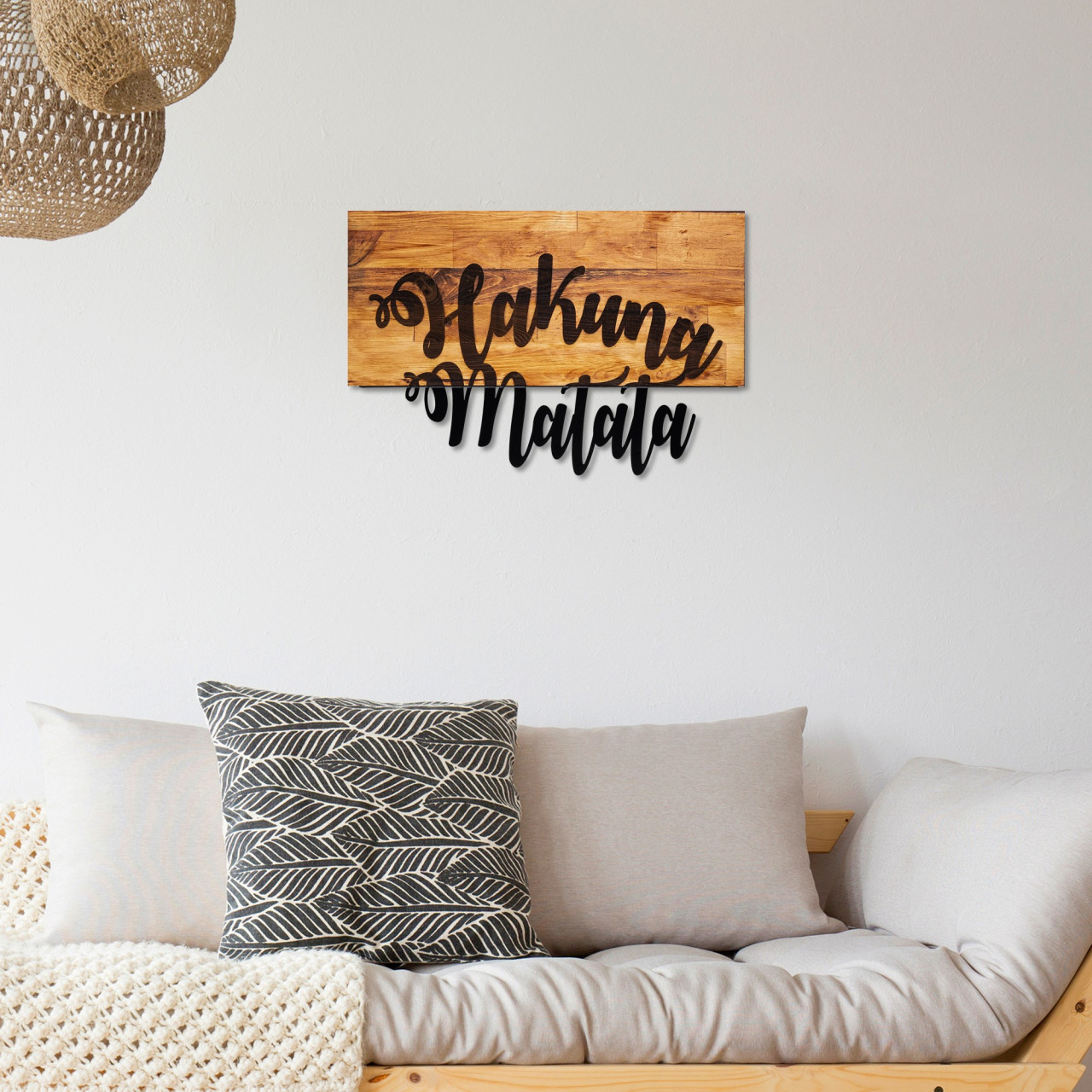 Accesoriu decorativ de perete din lemn Hakuna Matata